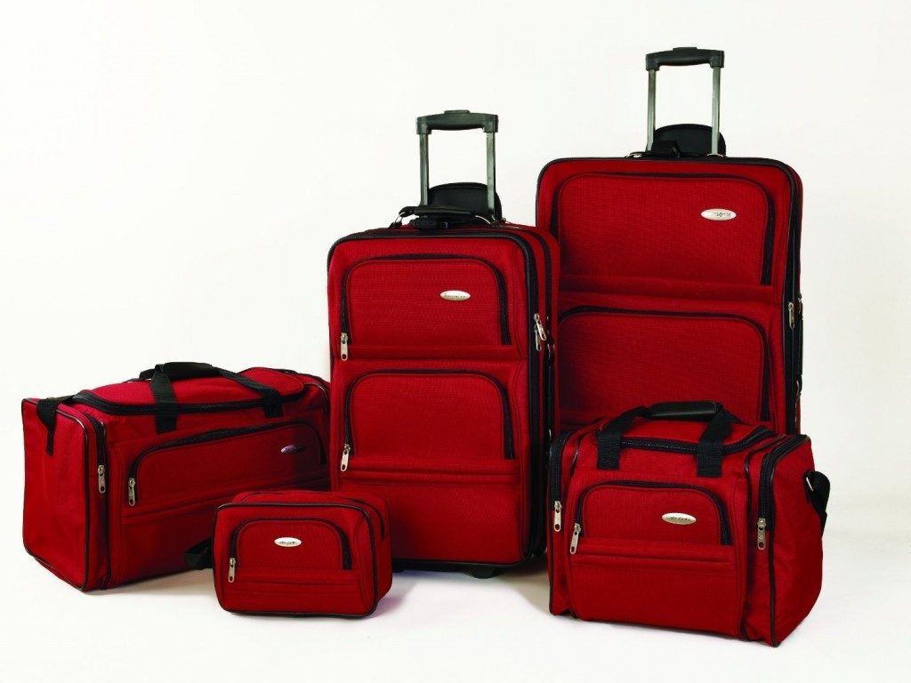 set de maletas para salir de viaje